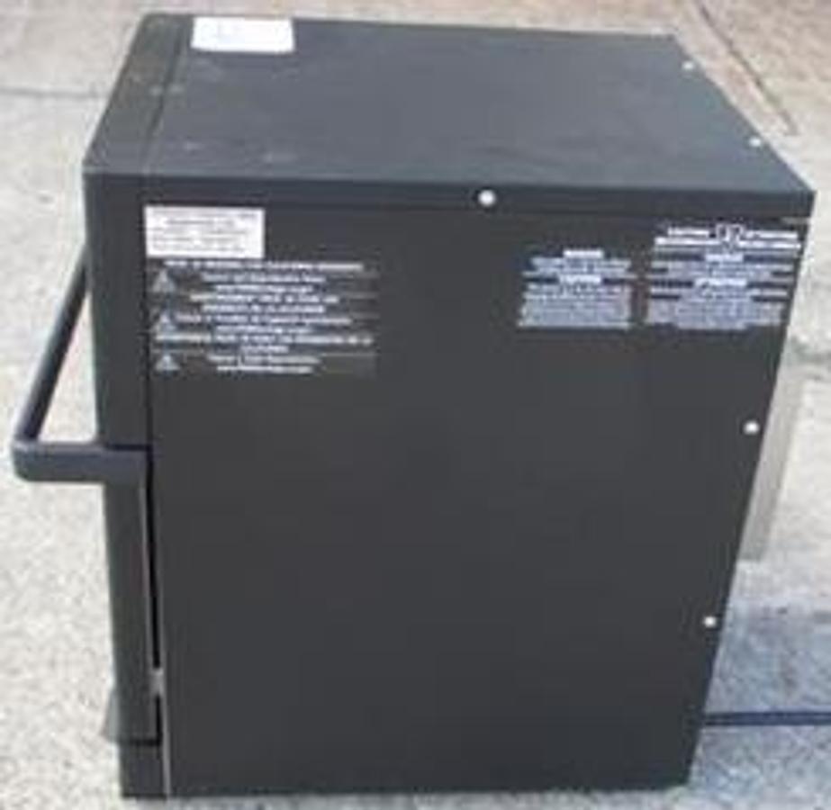 Used MERRY CHEF COMMERCIAL OVEN OR TOASTER - FAST BAKER EKION e1s - NEAR NEW