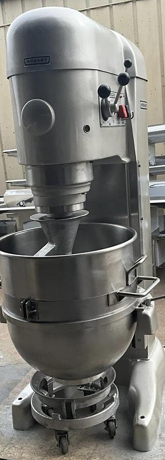 Used Hobart 140qt Dough mixer V1401 Pizza Bakery Planetary Floor Mixer Bowl hook