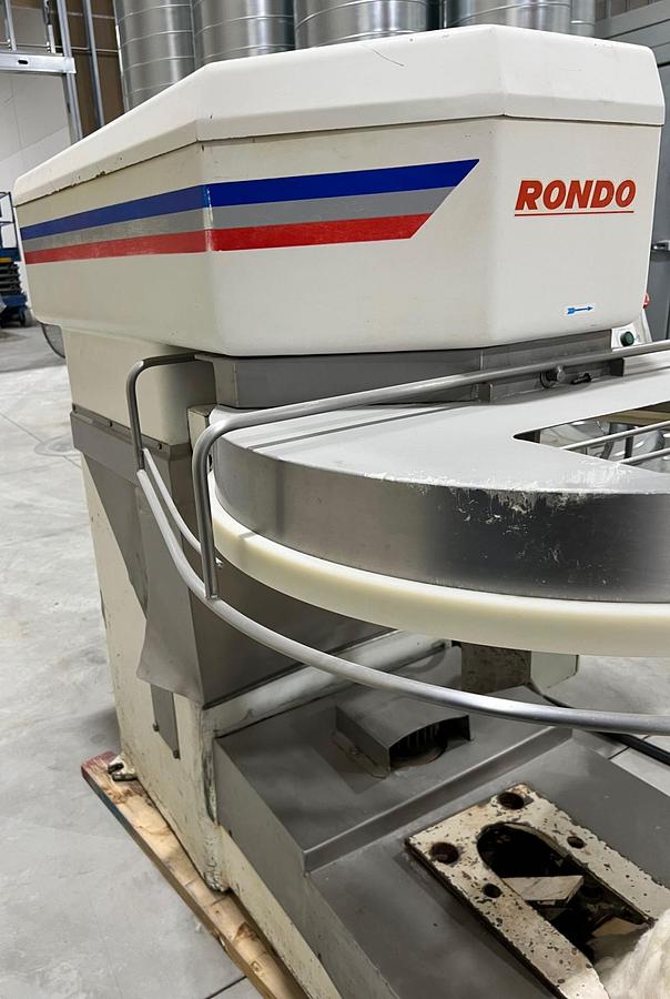 Used Rondo Model 220AVMixer
