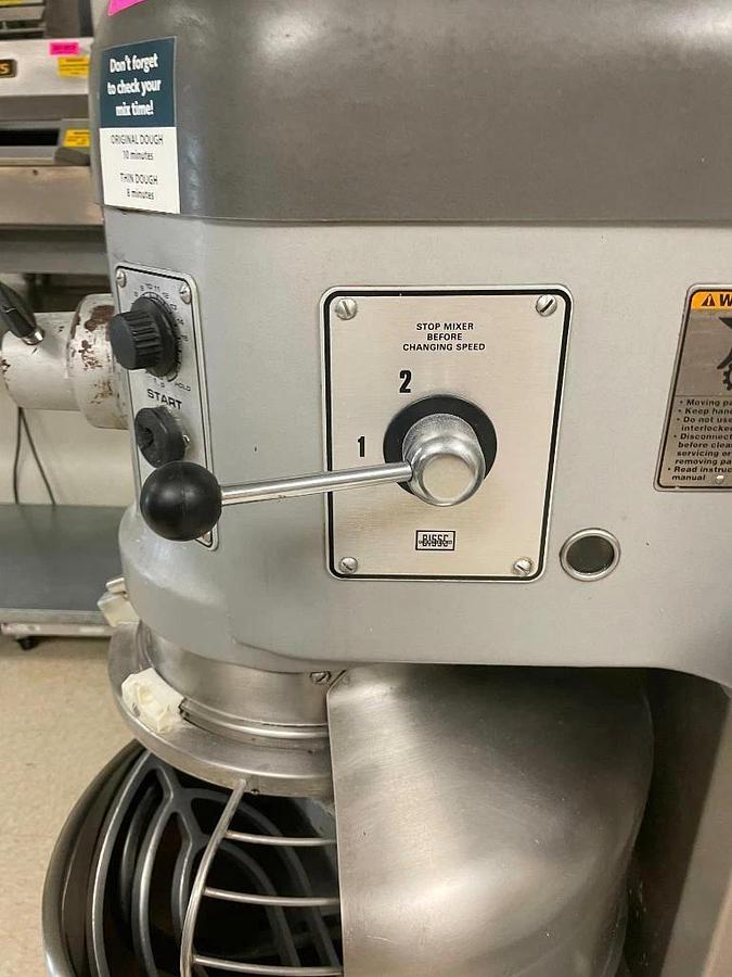 Used HOBART 60 QT. 660 COMMERCIAL MIXER
