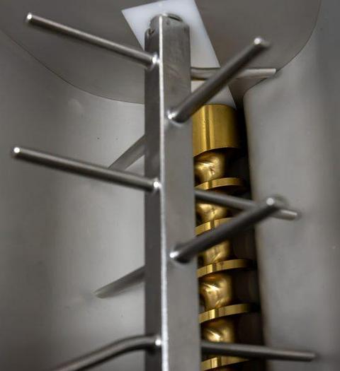 Trento 2.86 lb (1.3 kg) Countertop Pasta Machine, Red – 0.5 HP, 110V