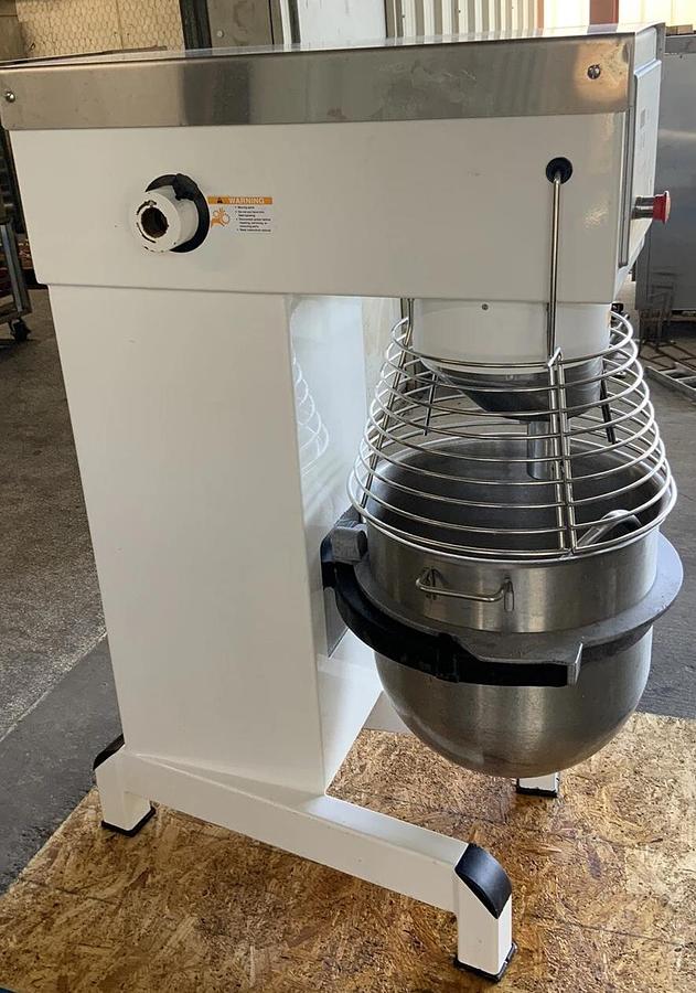 Used Varimixer 60qt Dough mixer V60P Pizza bakery Hobart restaurant Bowl guard