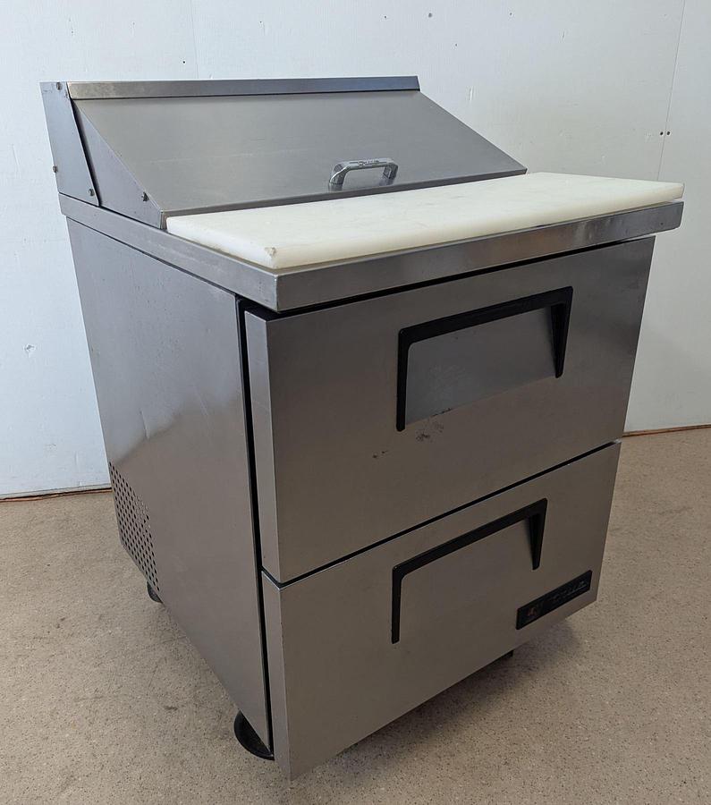 Used True TSSU-27-08D-2 28" Refrigerated Sandwich/Salad Prep Table W/Drawers