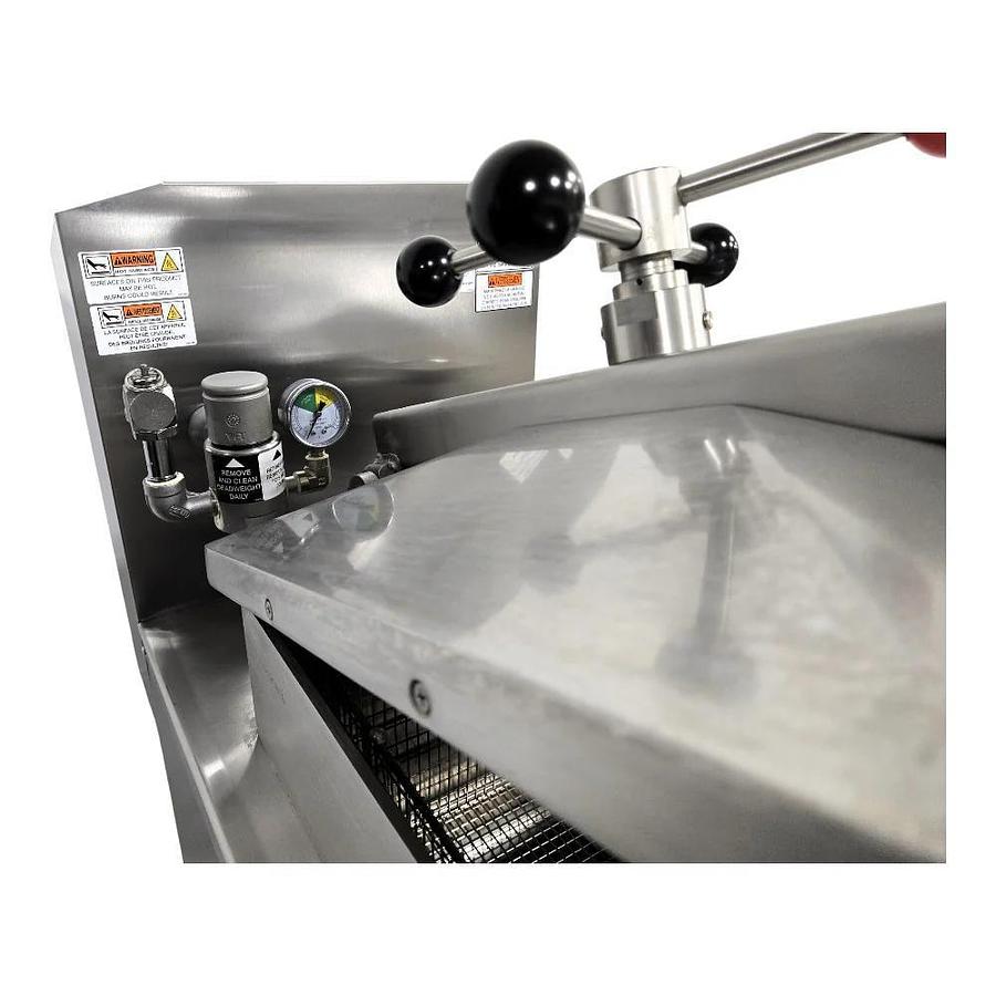 Used Henny Penny 600 Pressure Fryer - Natural Gas