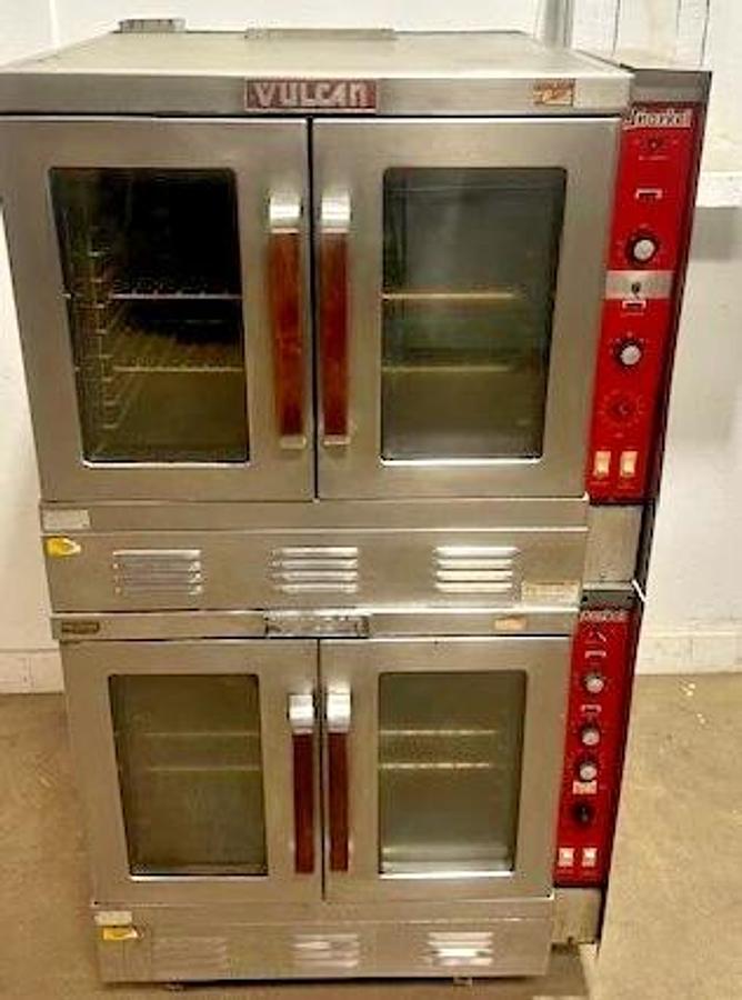 Used VULCAN SG1010T" COMMERCIAL N GAS DOUBLE STACK CONVECTION OVEN 