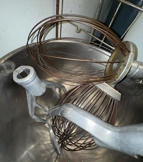 Used Hobart H600 60qt Mixer Dough Automatic Bowl Lift