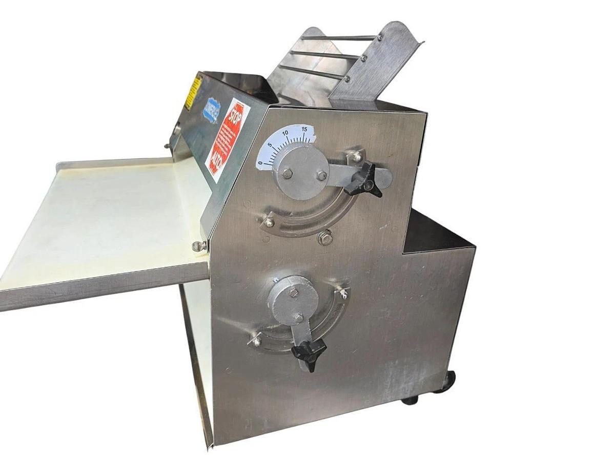 Used Somerset CDR-2000M 20 inch Metallic Dough Roller Front Operation