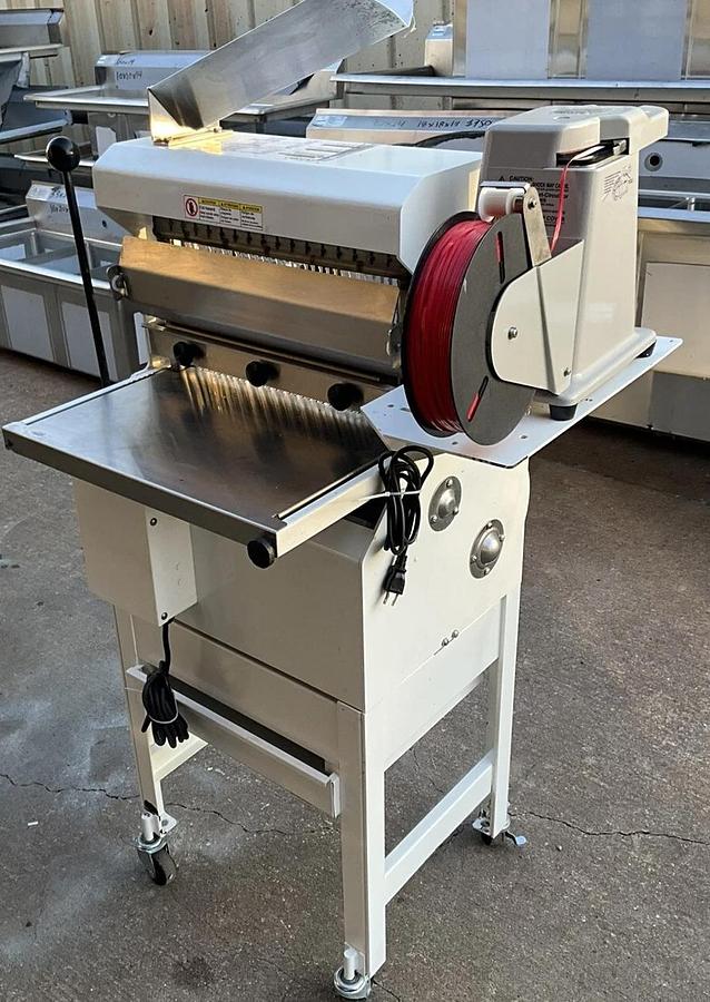 Used 2019 Oliver Bakery Bread Slicer 777-NT with zip tie bag sealer Artisan Bread