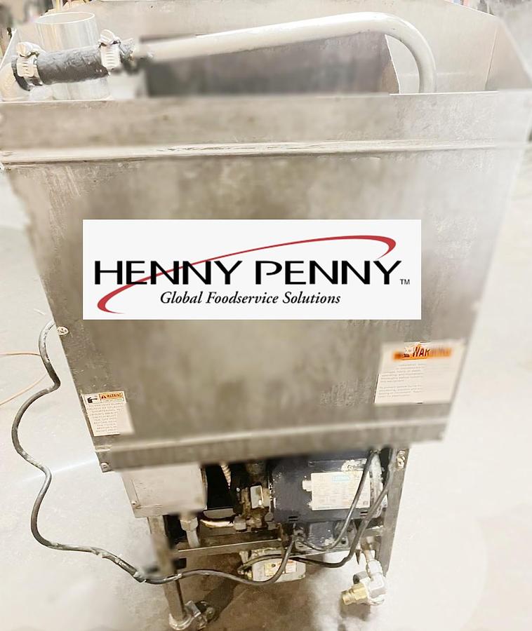 Used Used Henny Penny 600C Pressure Fryer - Natural Gas