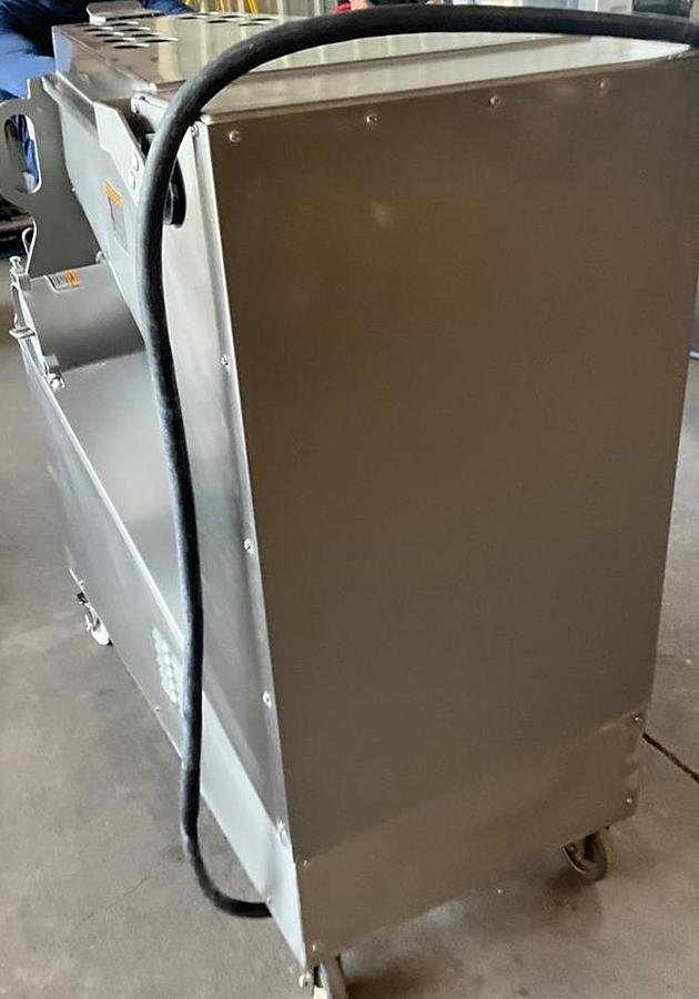 Used 2020 Hobart MG2032 meat grinder mixer