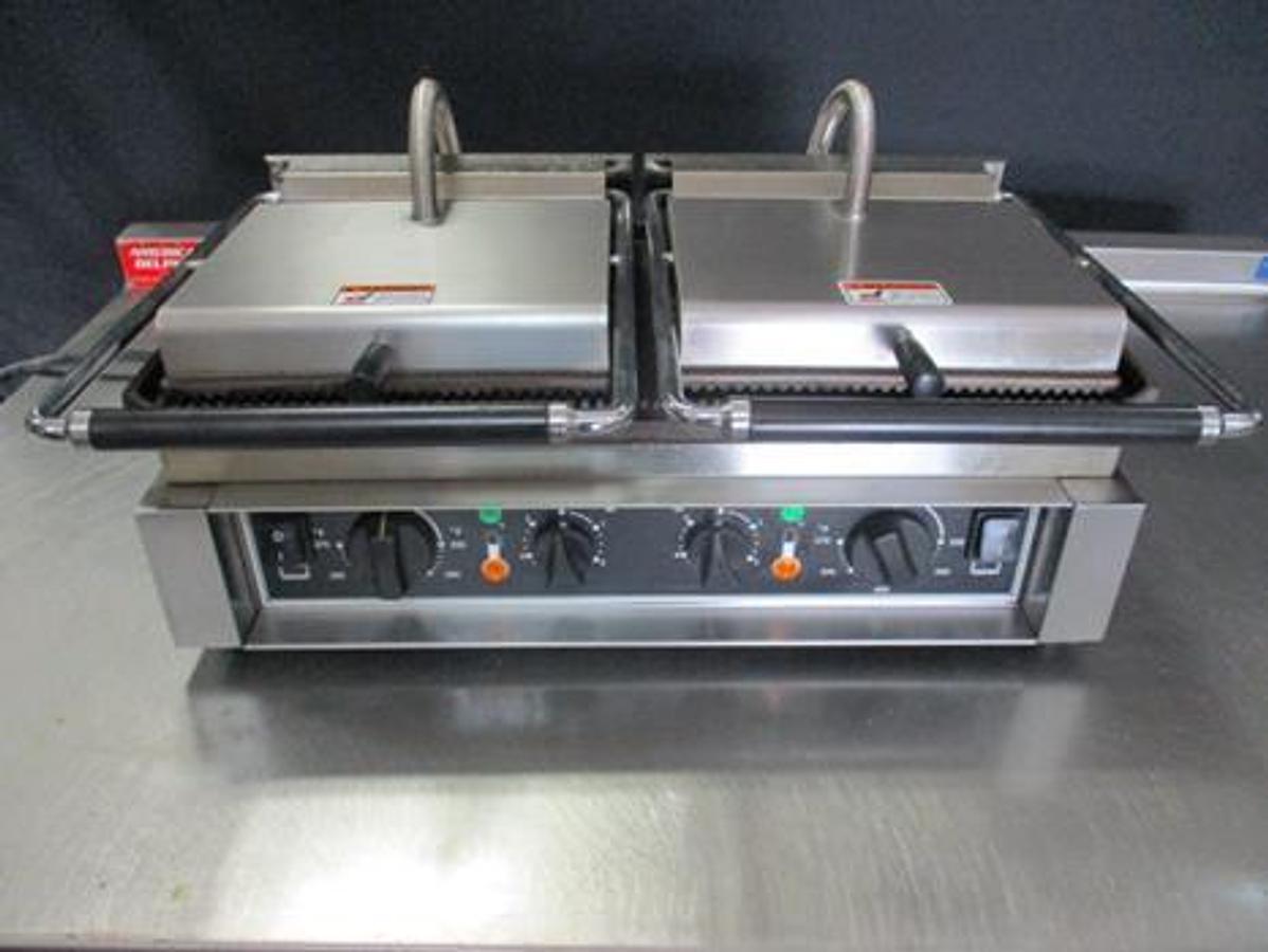 Used Hobart Model HCG-2 Dual Panini Press 4,000 Watt,