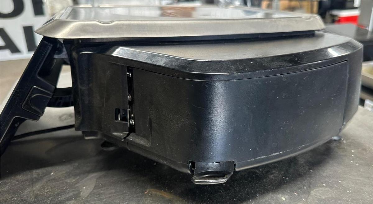 Used  Hobart HTI-LH4 Scale with Label Printer