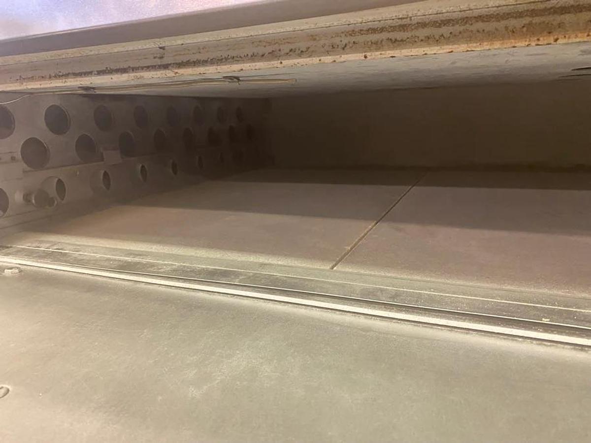 Used Bakers Pride FC616/Y600 Double Deck Natural Gas Pizza Oven - SUPER DEAL