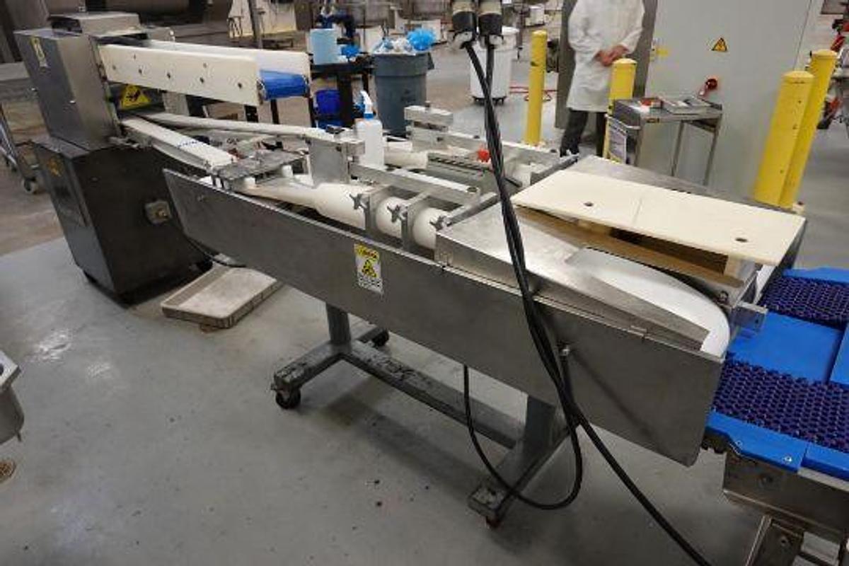 Used Excellent 2-lane bagel former