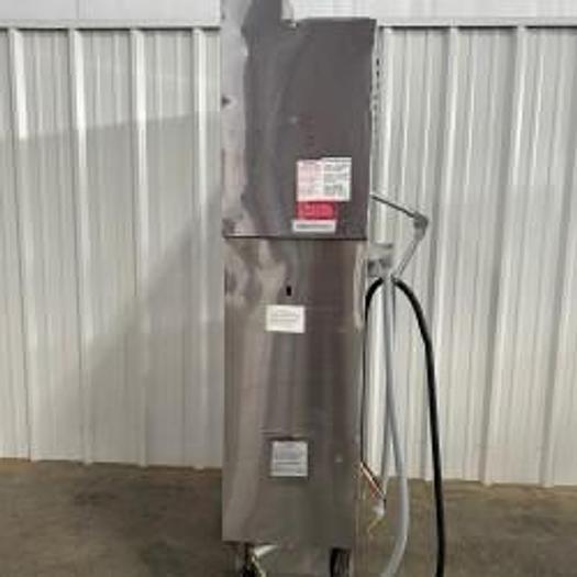 Refurbished Wells Ventless 55 LB Fryer from School Auto Lift 1/3 Phase WVAE-55FC