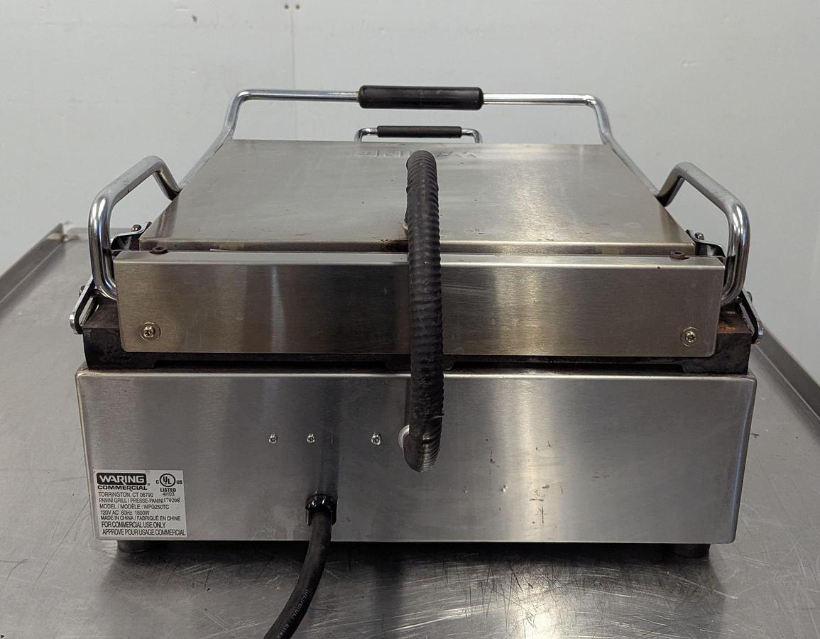 Used Waring WPG250TC Grooved Top & Bottom Panini Sandwich Grill