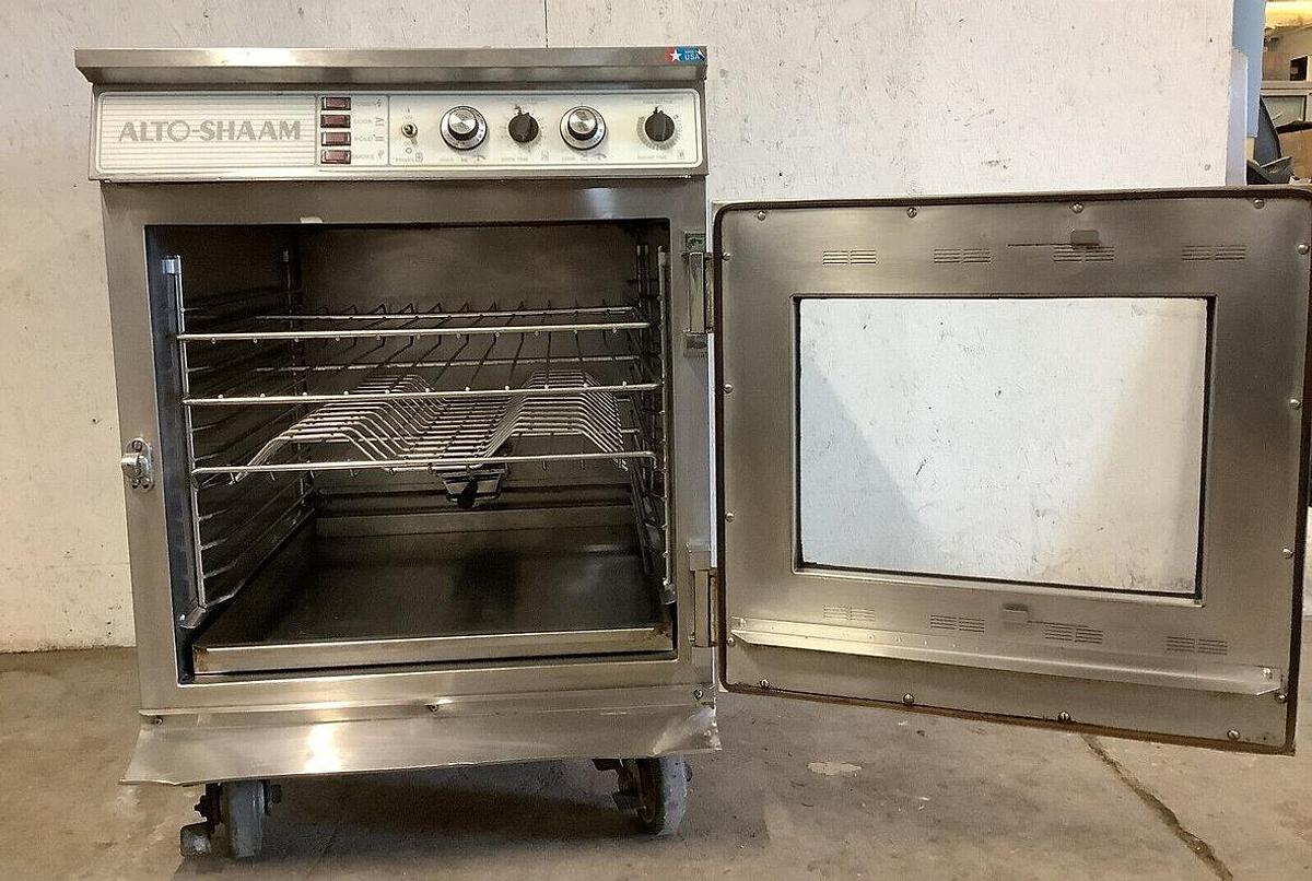 Used Alto Shaam CH-76 Cook and Hold Oven with Smoker