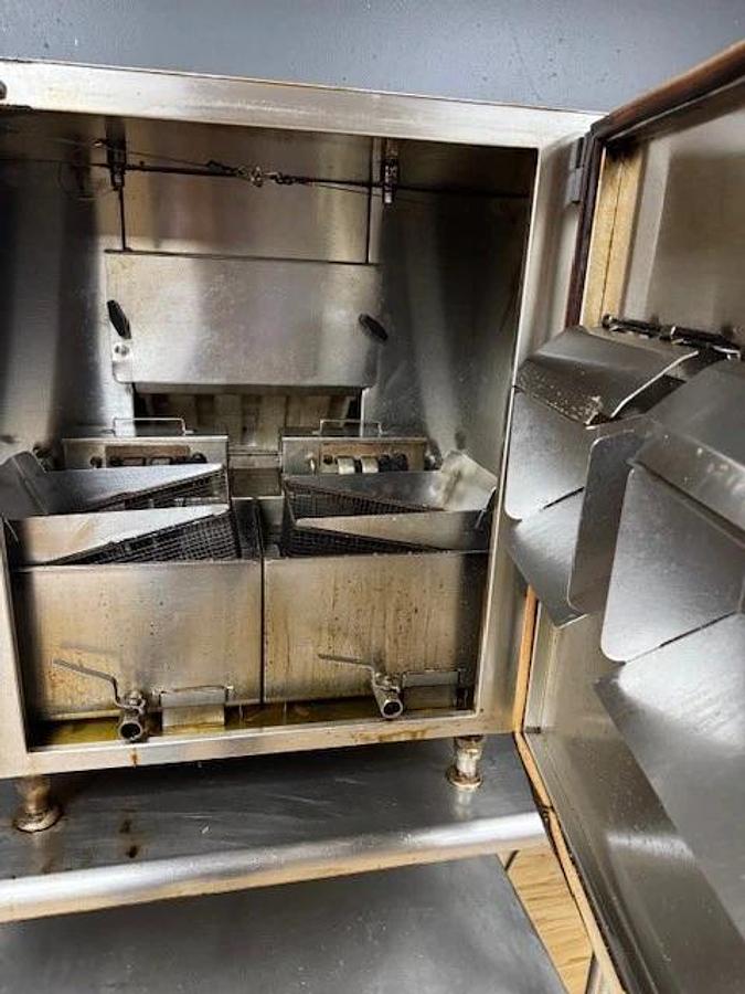 Used DUAL BASKET - AUTOFRY 1 Phase MTI-40C Ventless Deep Fryer with dual heat lamps