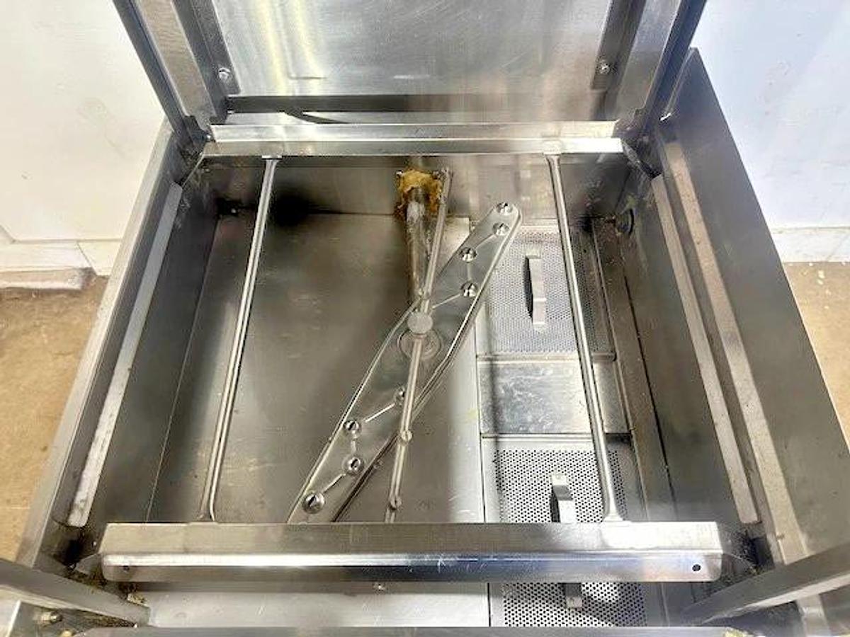Used "CHAMPION MOYER DIEBEL - MODEL DH500T"COMMERCIAL HIGH TEMP VENTLESS DISHWASHER - 280/240V,3PH