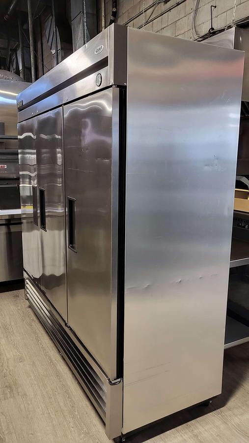 Used True T-72F Reach In Freezer