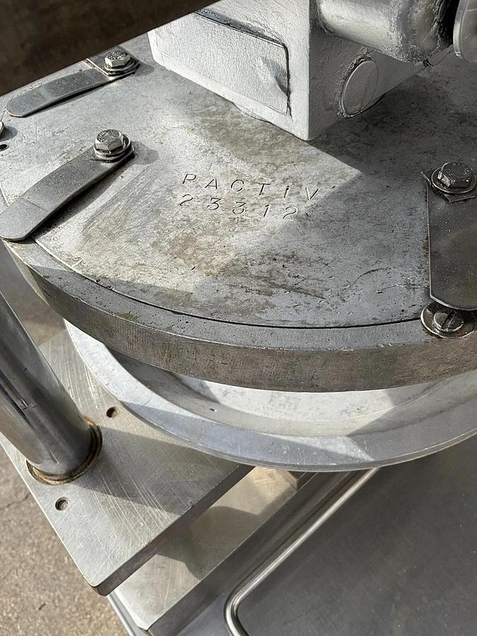 Used Comtec 2200 semi automatic pie press with 11" die set Pie Crust Dough Pumkin