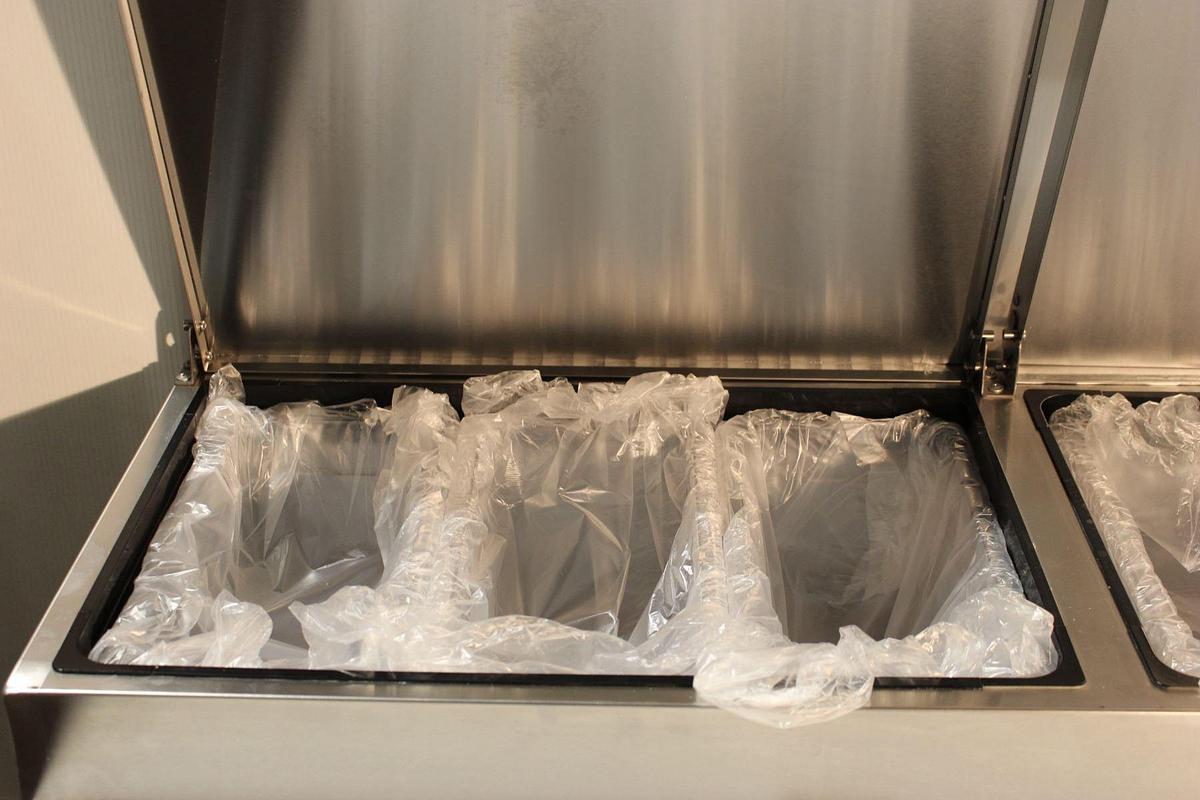 Kalifon Pizza Prep Table - Scratch & Dent - Model: KBR-64B - 67" Wide  - super special