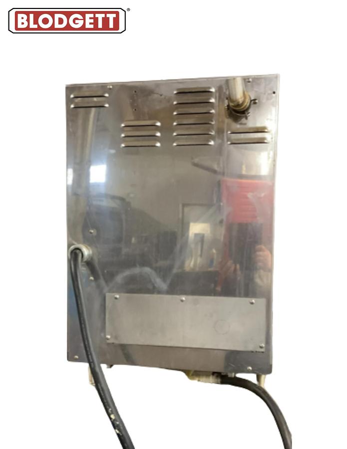 Used Blodgett 6E-SBF Counter Top Steamer