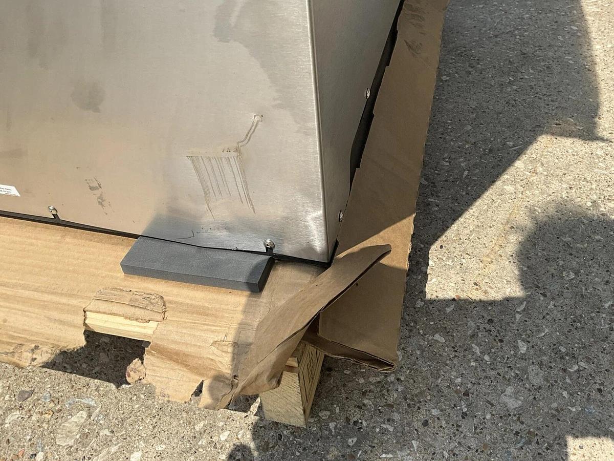 2024 Cornelius IDC255 Fountain Drink Ice Beverage Dispenser w/ 8 Valves K - SPECIAL CLEARANCE