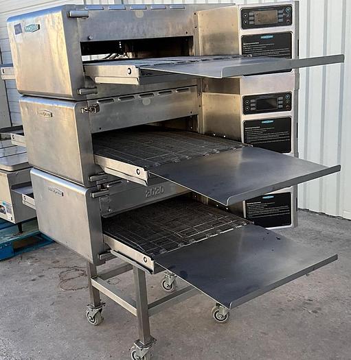 Refurbished Turbochef conveyor high speed oven - triple stack - Model 2020