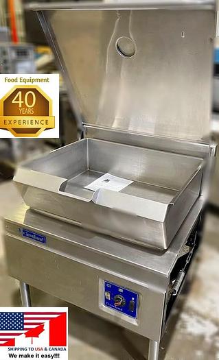 Used Cleveland Gas Tilting Skillet - Electric lift