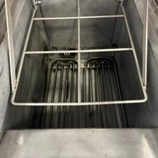 Refurbished Wells Ventless 55 LB Fryer  Auto Lift 1/3 Phase WVAE-55FC