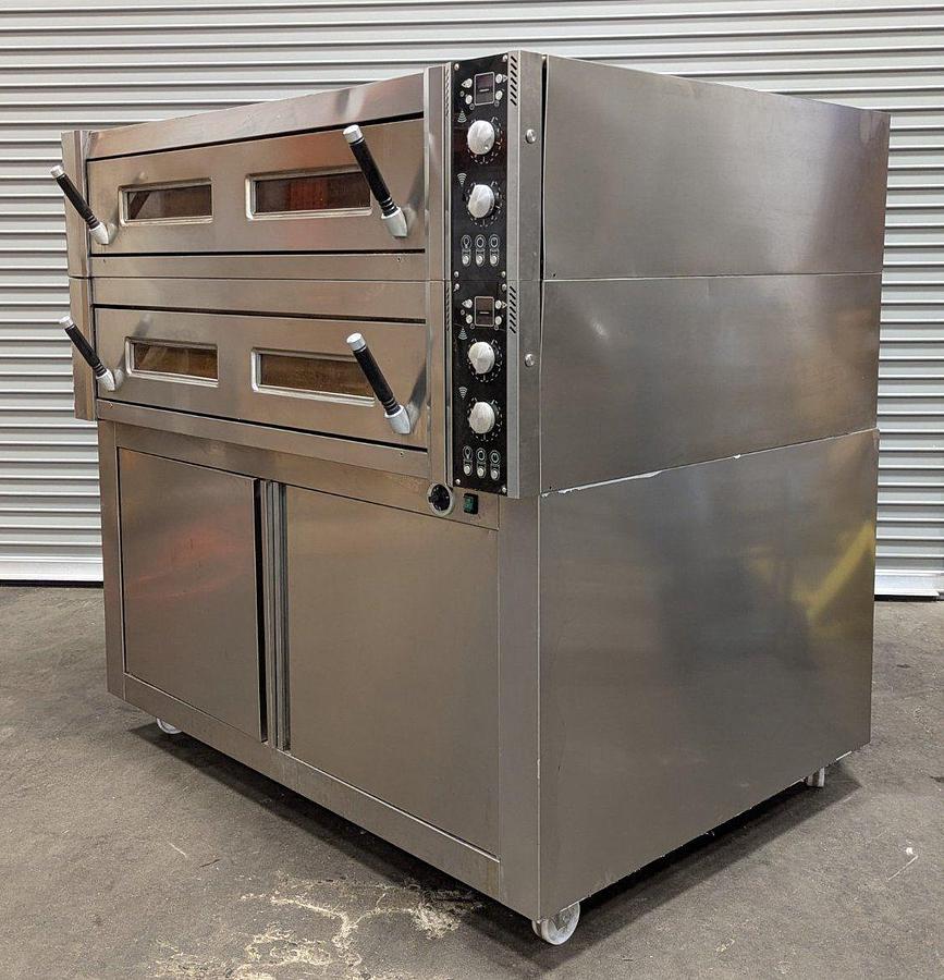 Used  Fornitalia 2-Chamber Electric Pizza Oven w/Warm Cabinet