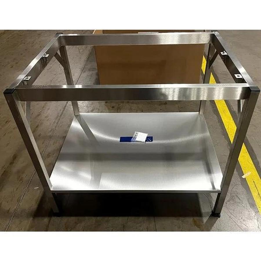 Used Scratch and Dent Rational iCombi Classic 10 Pan Half-Size Electric Combi Oven with Stand and Ventless Condensation Hood - 18.9kW