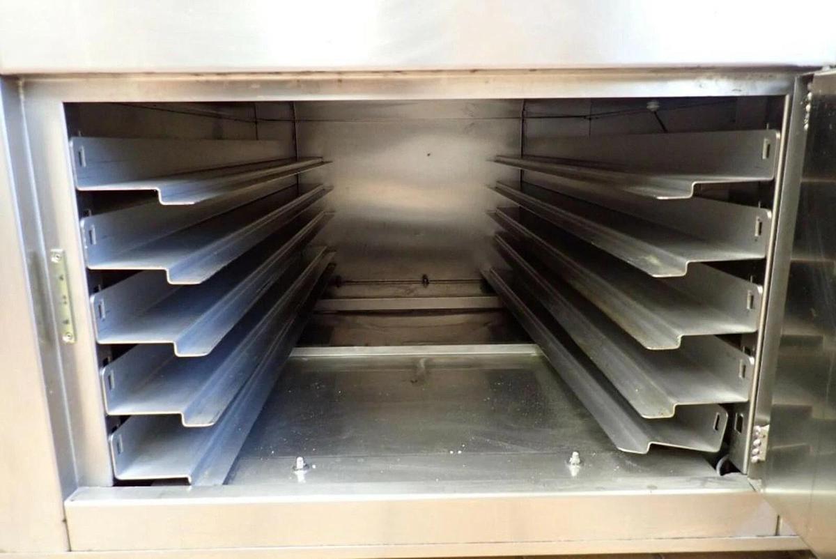 Used Miwe Aeromat Combi Oven - Barely used, almost new.