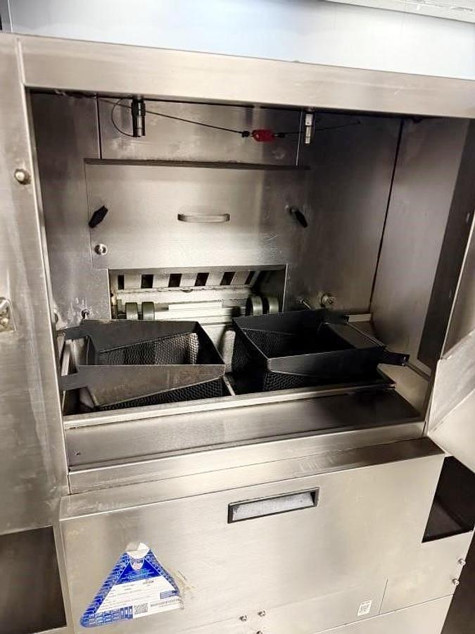 Used MTI AUTO FRY VENTLESS FRYER - Double tank -