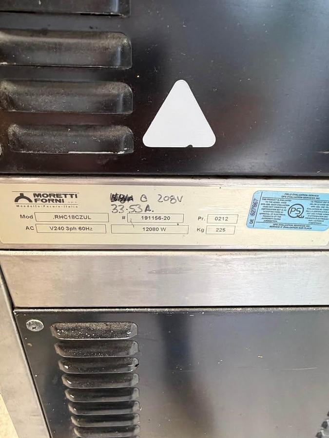 Used Moretti forni double oven - steam injection -SAVE BIG TIME