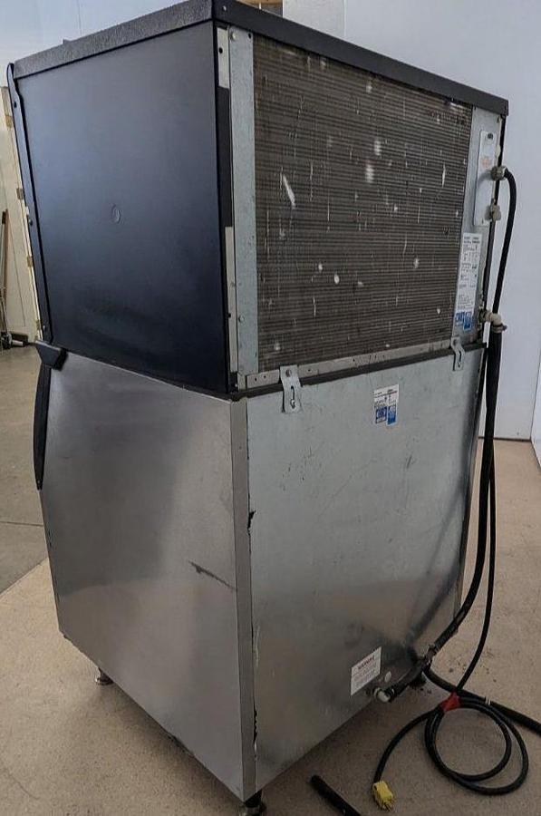 Used Ice-O-Matic ICE0500HT4 30" Half Cube Ice Machine, Air Cooled W/Ice Bin