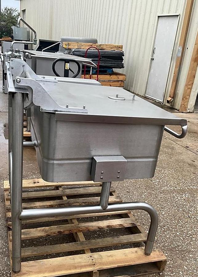 Used Groen 40 gallon electric tilt skillet