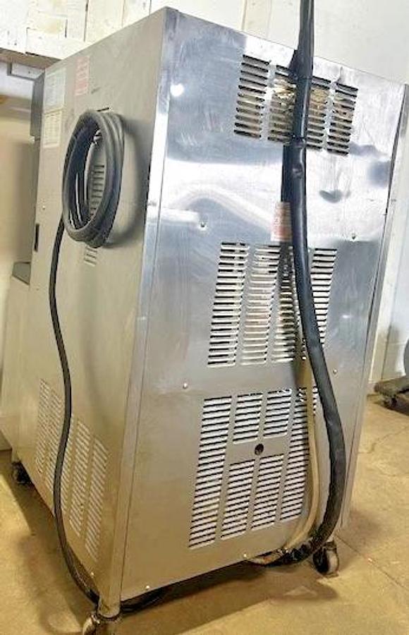 Used TAYLOR 349-27" W COOLED 4FLAVOUR CARBONATED FROZEN BEVERAGE SLUSHIE MACHINE 1PH