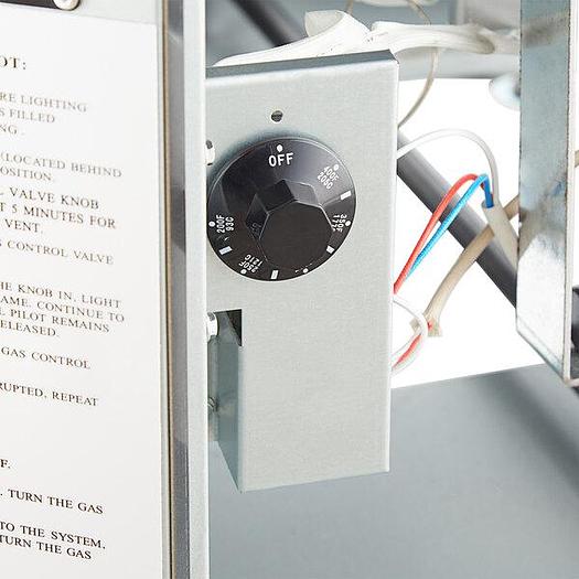 Natural Gas 150-170 lb. Flat Bottom Funnel Cake / Donut Fryer - 120,000 BTU