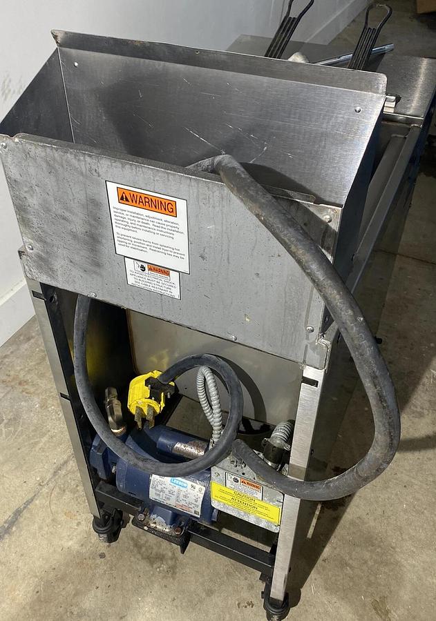 Used Henny Penny Computron 1000 Open Commercial Fryer -208 volt - 3 phase