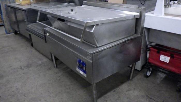 Refurbished CLEVELAND S/S GAS TILTING SKILLET SGL-40R