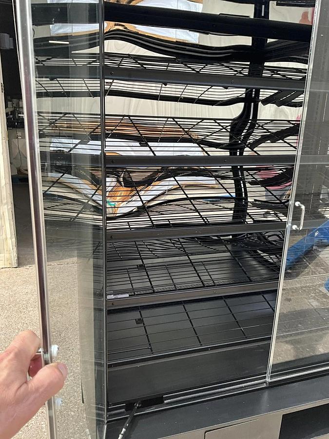 Used 24 Marco BAK-1137 Self Service Dry Bakery Display Case Vented Light Donut Bread