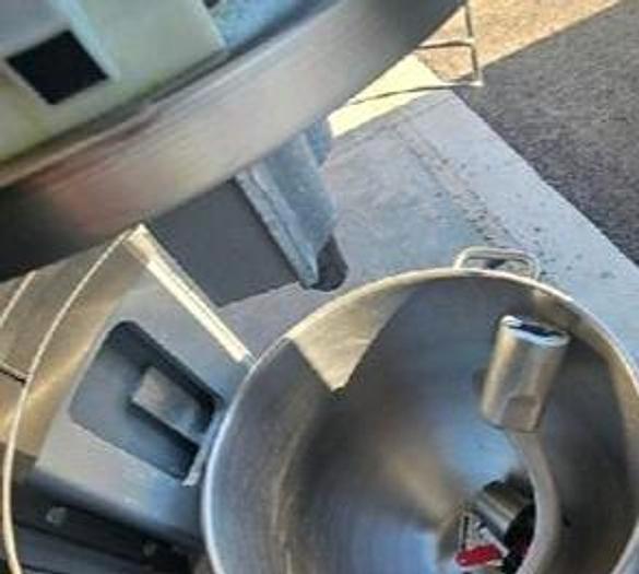 Used Hobart HL662 60 Qt. Planetary Floor Pizza Mixer