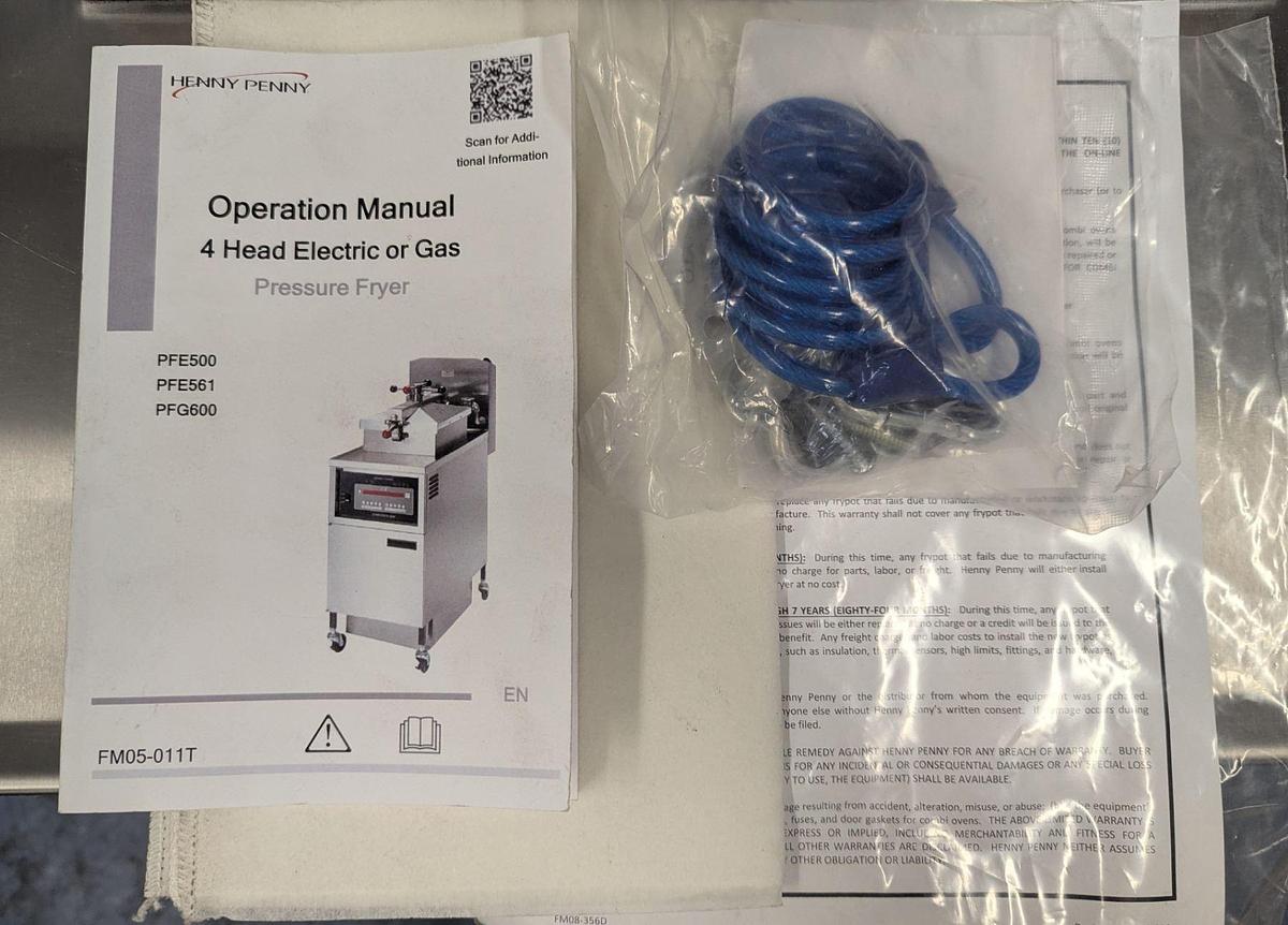 Used Henny Penny PFG600 Gas Pressure Fryer - 2 AVAILABLE - LIKE NEW CONDITION