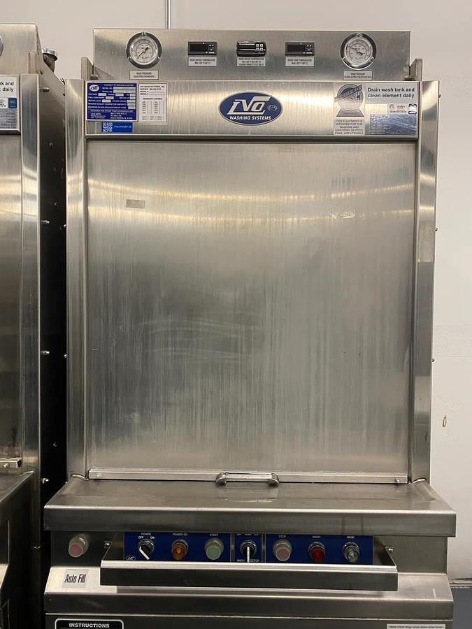 Used LVO FL14E Electric Front Load Pot Washer