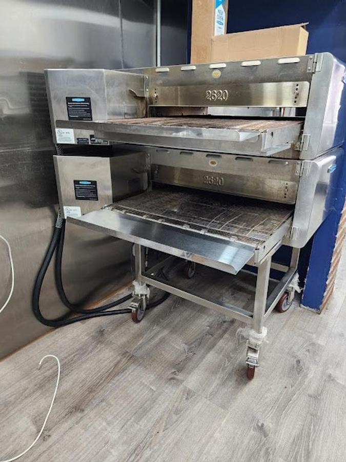Used LIKE NEW TURBOCHEF ELECTRIC CONVEYOR PIZZA OVENS -VENTLESS - WARRANTY - MANUFACTUERED 2025