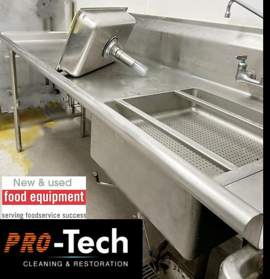 Used 2020 HOBART AM15VLT COMMERCIAL PANWASHER W/ IN AND OUT TABLE