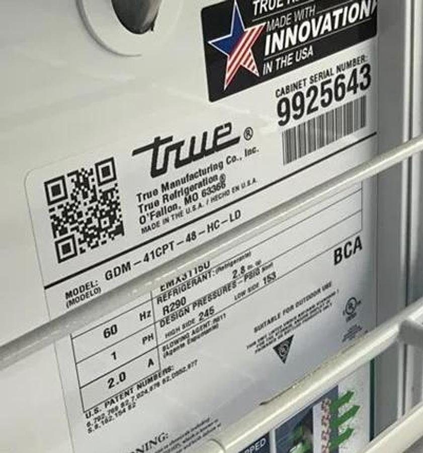 Used True 48" display case - Brand new