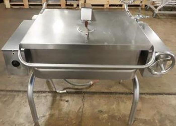 Refurbished GROEN ELECTRICAL 30 GAL TILT SKILLET